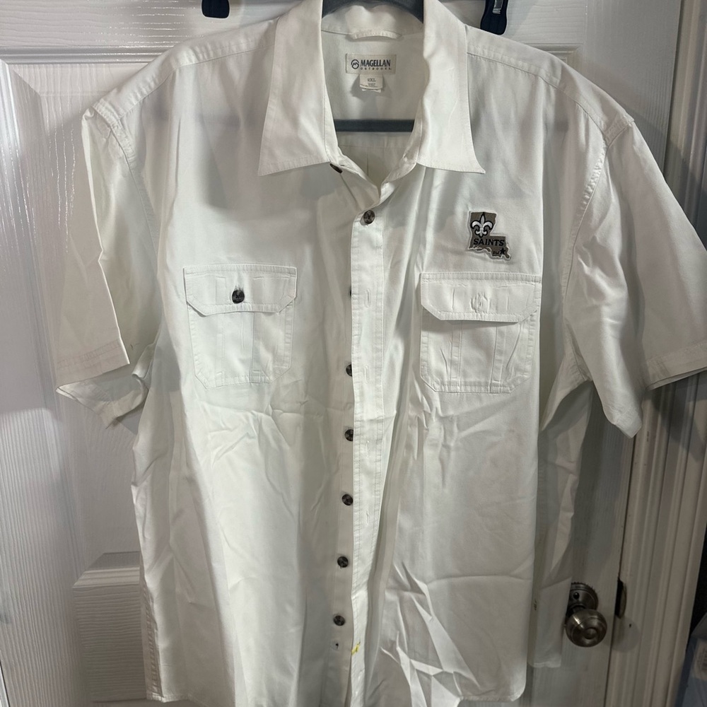 Magellan Outdoors New Orleans Saints White Casual Button Down Shirt